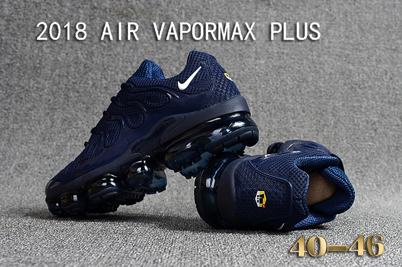 blue black vapormax plus