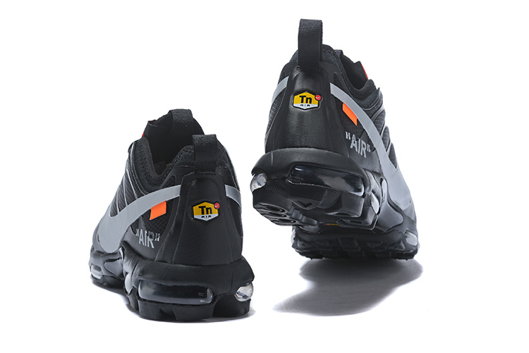 nike tn big logo