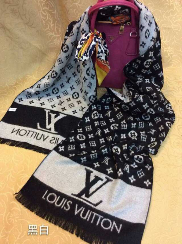 foulard chanel pas cher foulard chanel pas cher