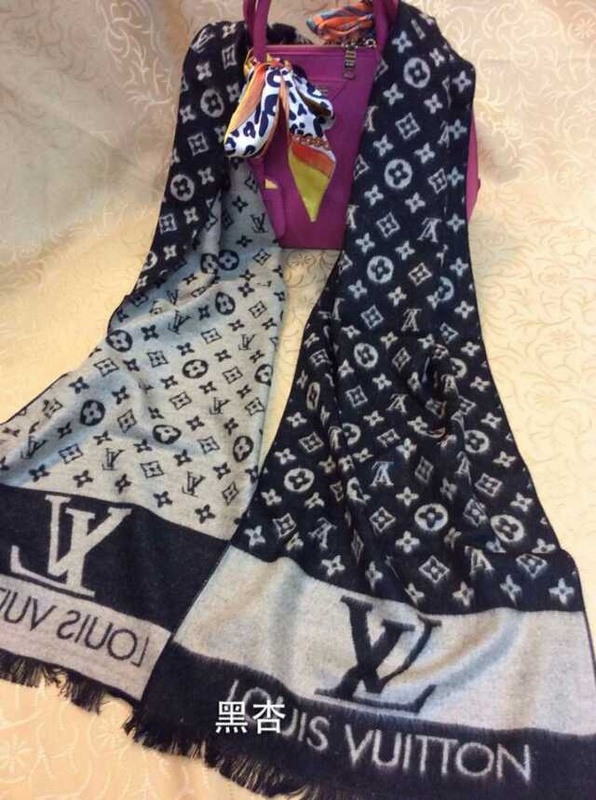 foulard chanel pas cher foulard chanel pas cher