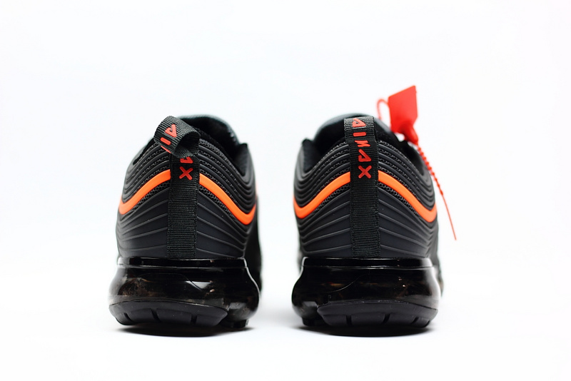 air vapormax black orange