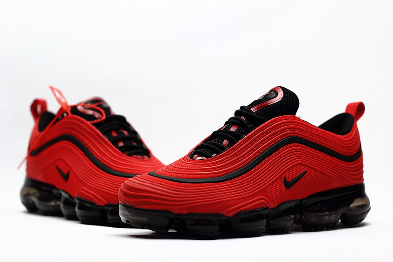 black and red vapormax 97