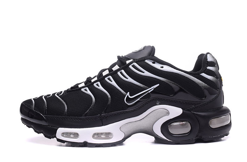 nike air max plus txt