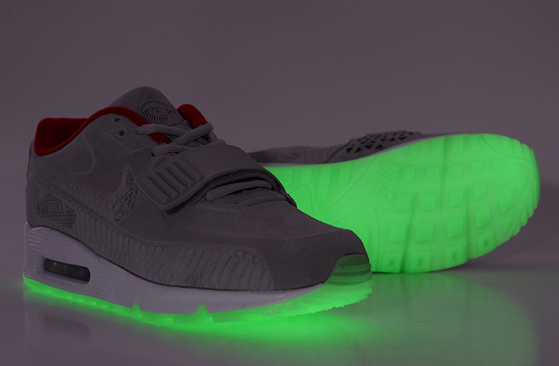 nike air yeezy 3 gris