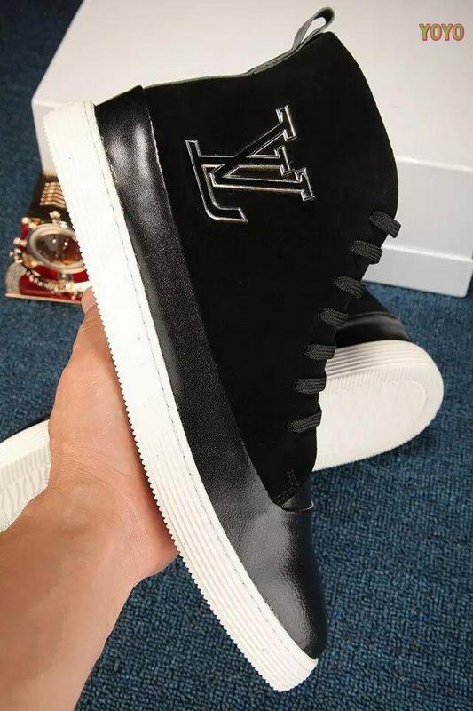 chaussure louis vuitton pas chere