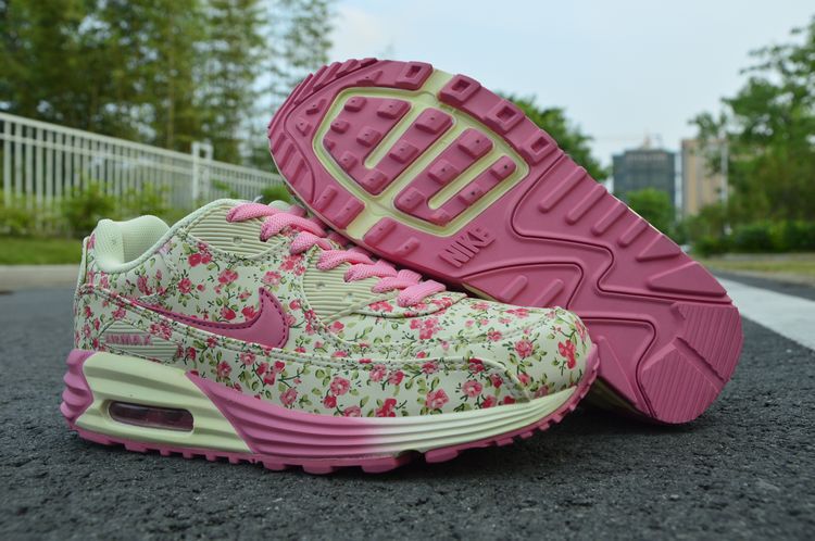 chaussure nike femme fleur