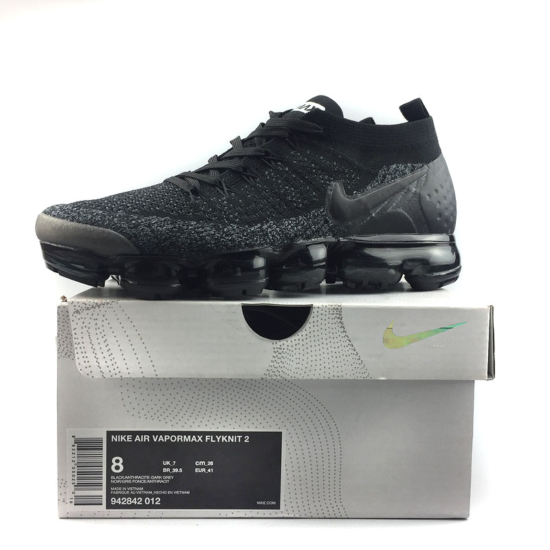 all black vapormax flyknit 2