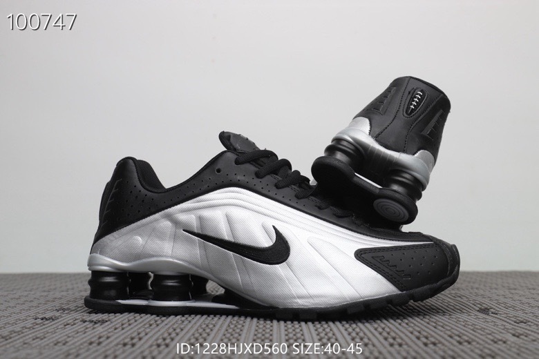 nike shox r4 torch