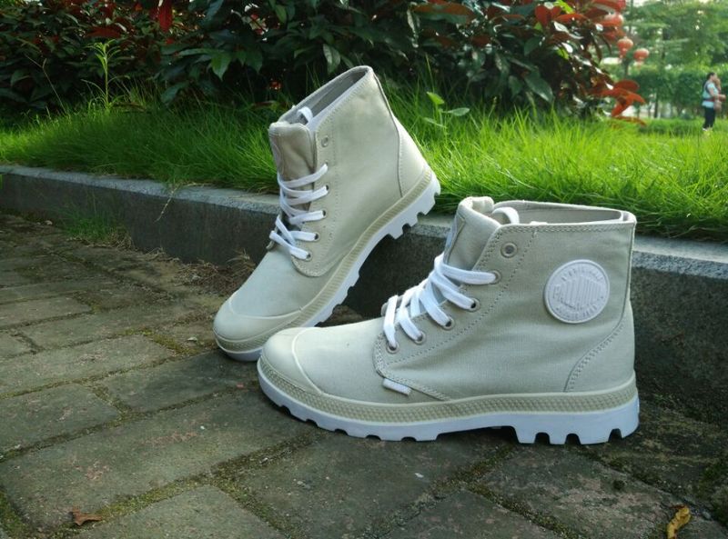 bottes de randonnée palladium